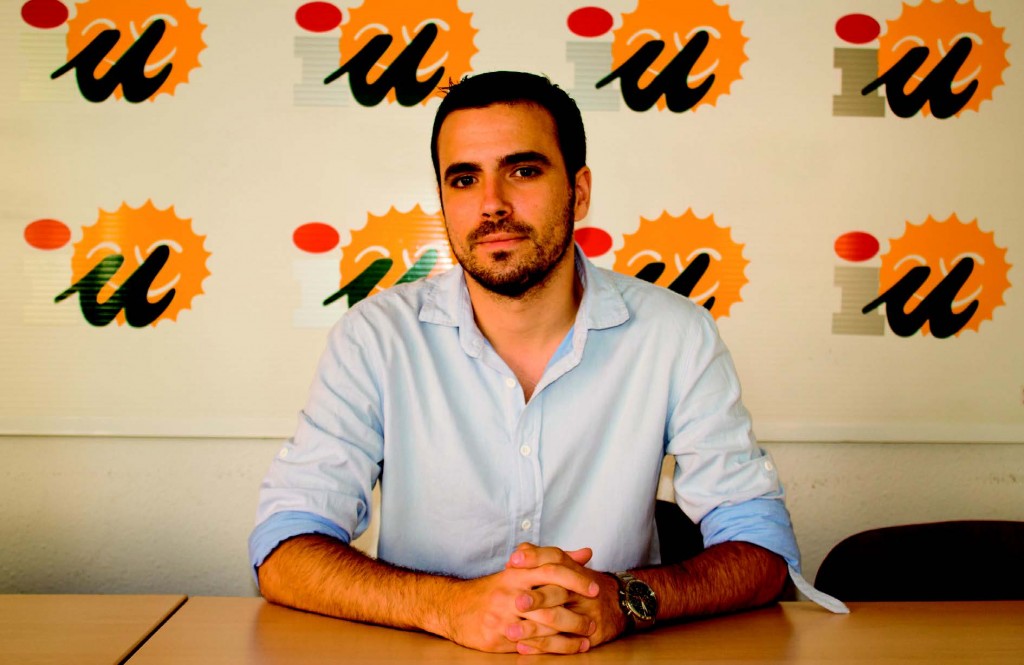 Alberto Garzón, en la sede de IU-Los Verdes en Málaga. Foto de Lorena Fernández Guerrero