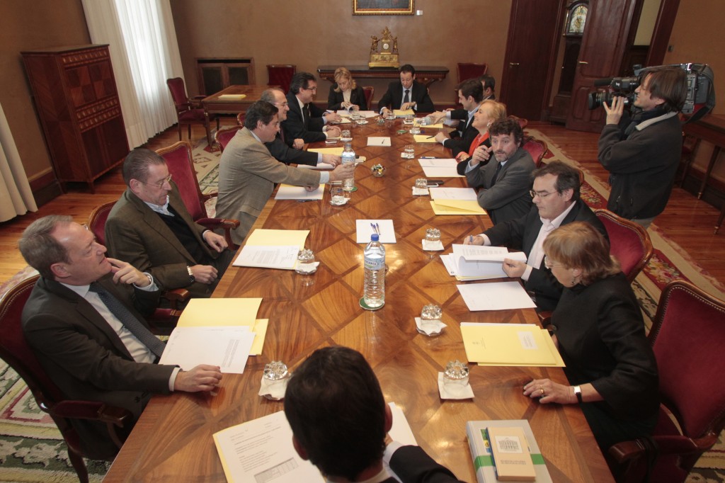 Reunión de la Junta de Portavoces del Parlamento asturiano. Foto / Mario Rojas.