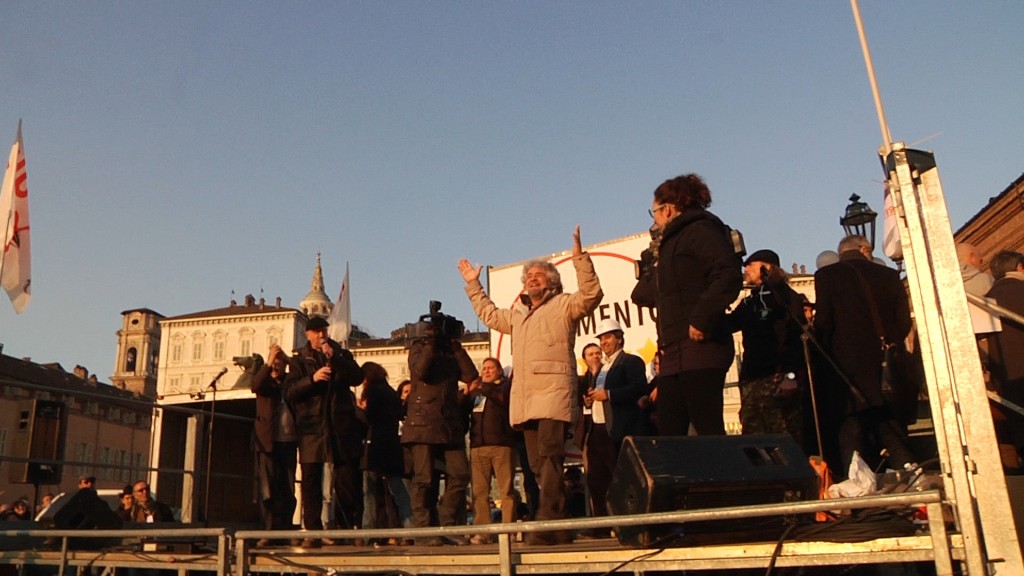 Grillo es una de sus intervenciones públicas en Italia. Foto / Alessio Coser