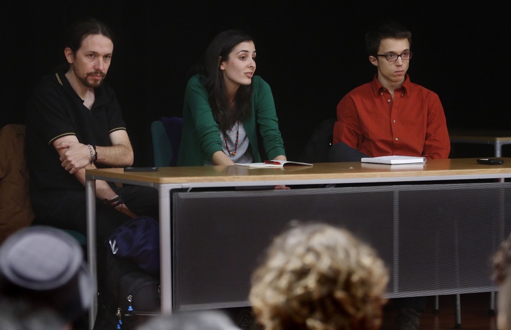 Pablo Iglesias e Iñigo Errejón (derecha) durante la presentación en Oviedo. Foto / Pablo Lorenzana.