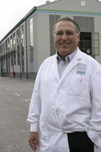 Manuel Fernández Ortega, cuando todavía era director de Bayer en Asturias. Foto / Fernando Rodríguez.