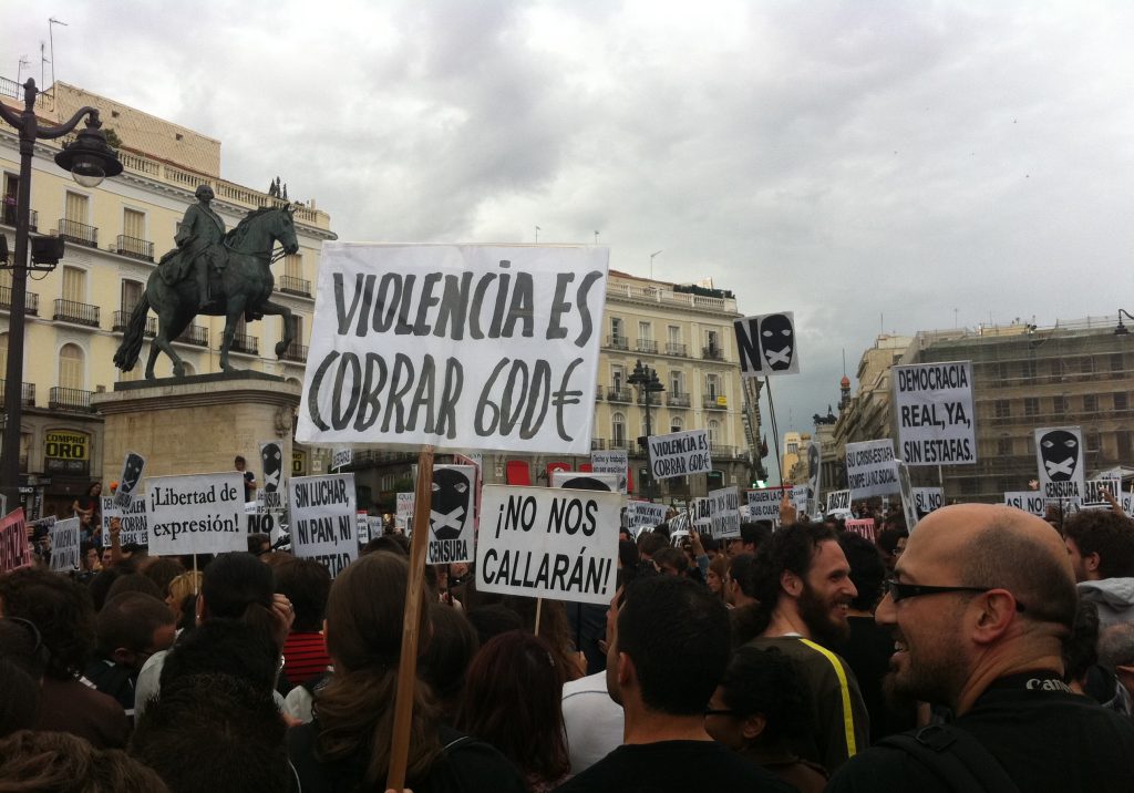 Protestas del 15-M en la Puerta del Sol de Madrid. Foto / Patricia Simón.